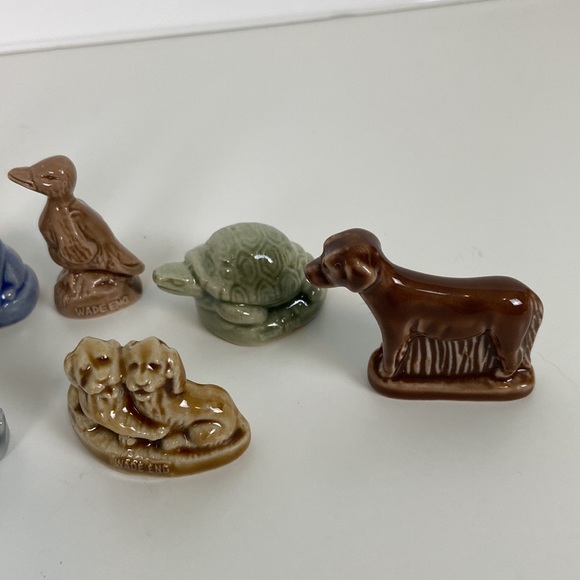 Wade England Red Rose Tea whimsies figurines pet series - Picture 5 of 9